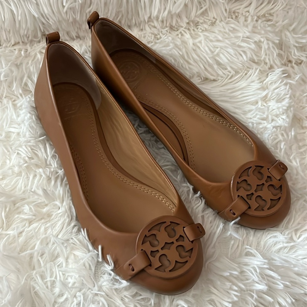 Tory Burch brown leather flats